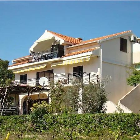 Apartments Davorka Simuni Ngoại thất bức ảnh
