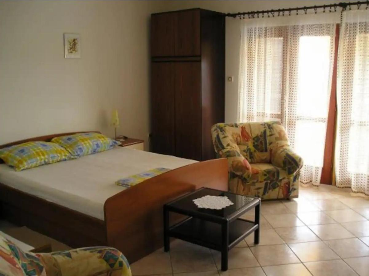 Apartments Davorka Simuni Ngoại thất bức ảnh