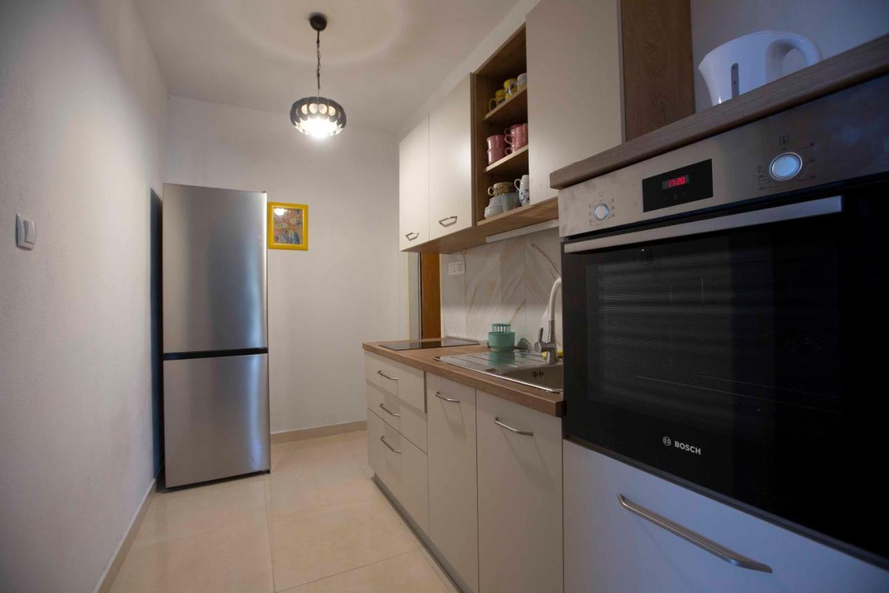 Apartments Davorka Simuni Ngoại thất bức ảnh