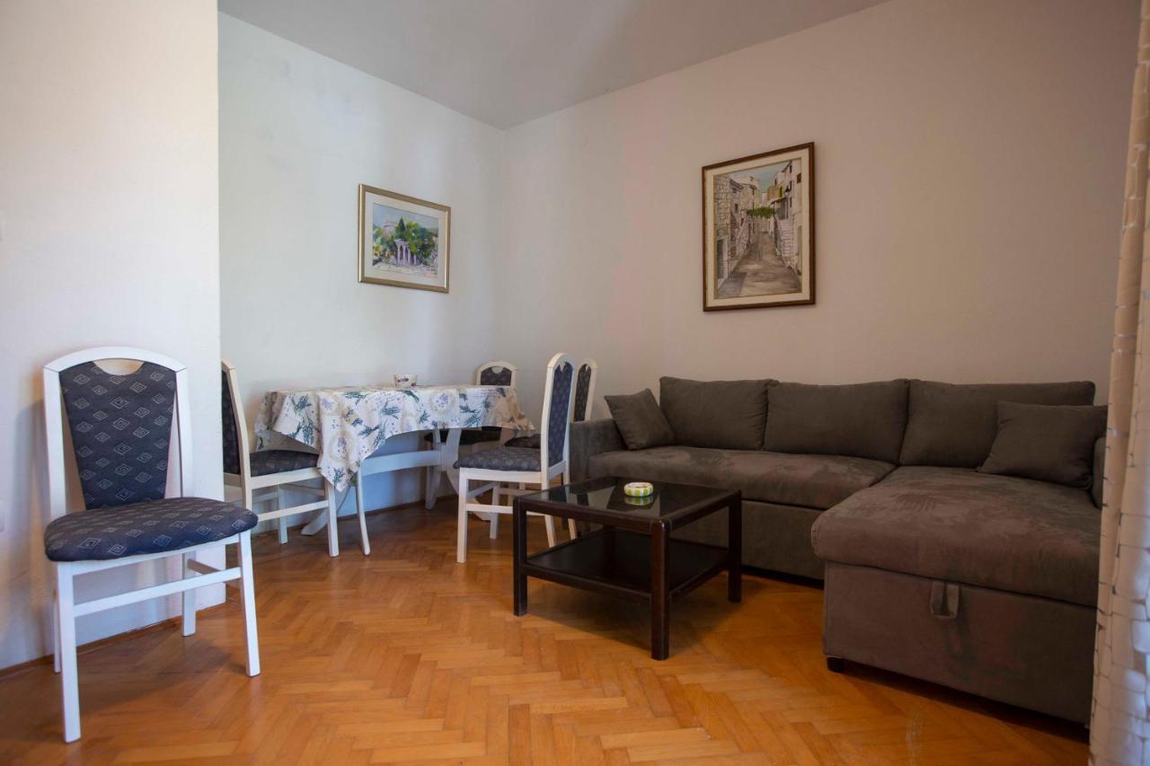 Apartments Davorka Simuni Ngoại thất bức ảnh