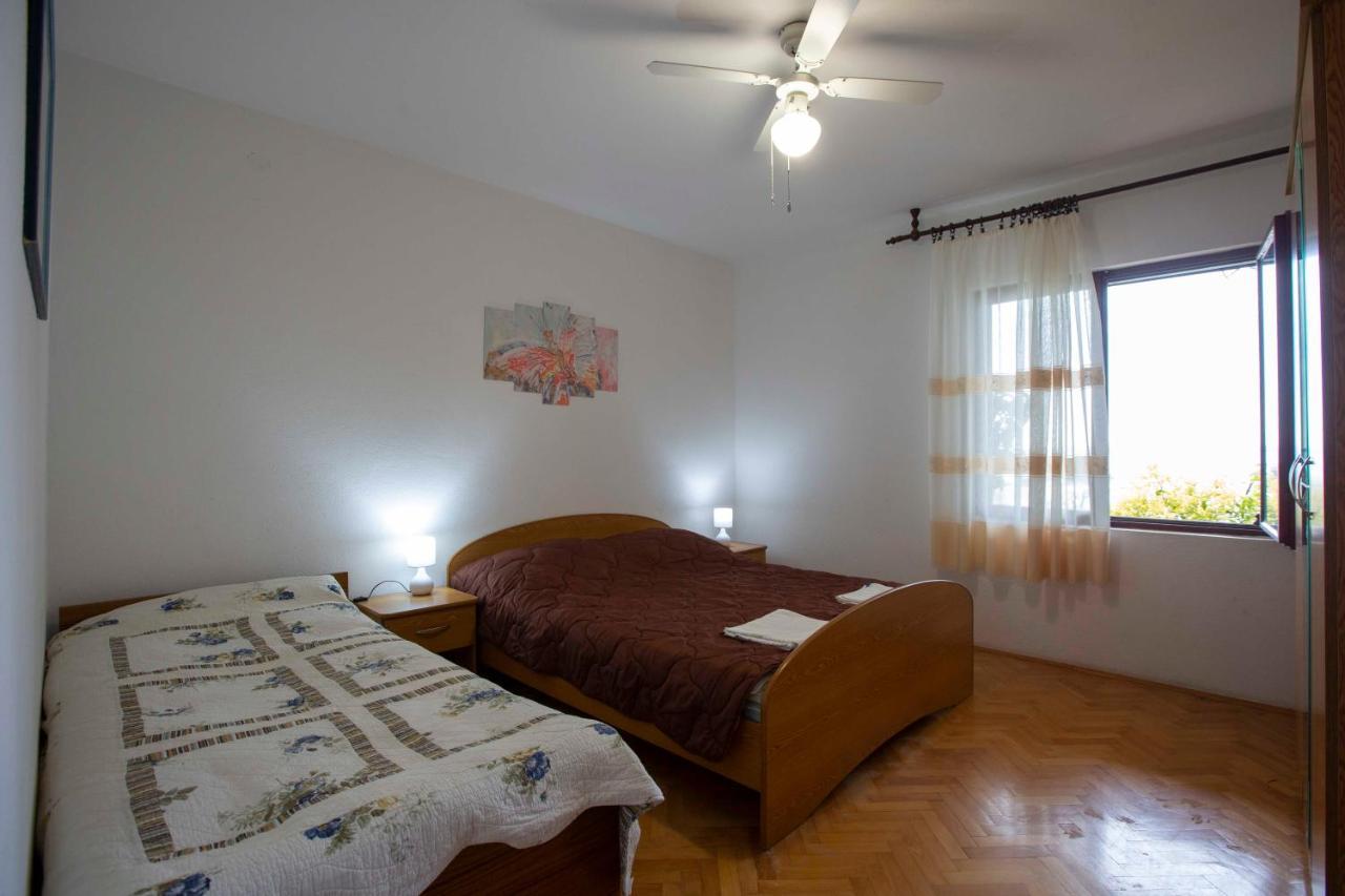 Apartments Davorka Simuni Ngoại thất bức ảnh